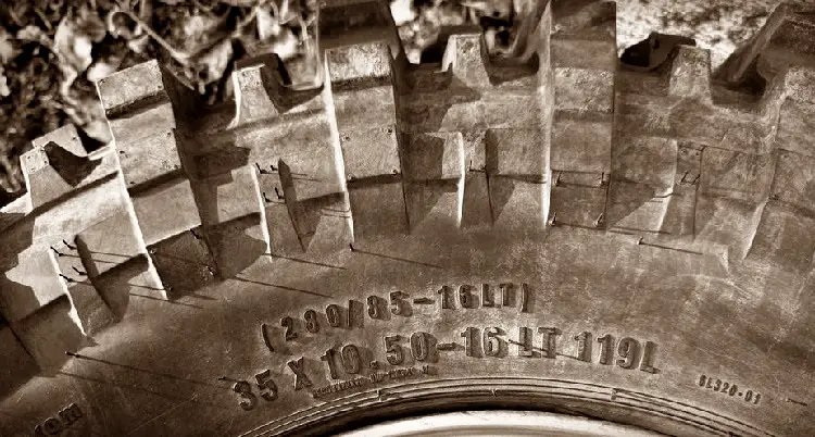 35x10.50r16