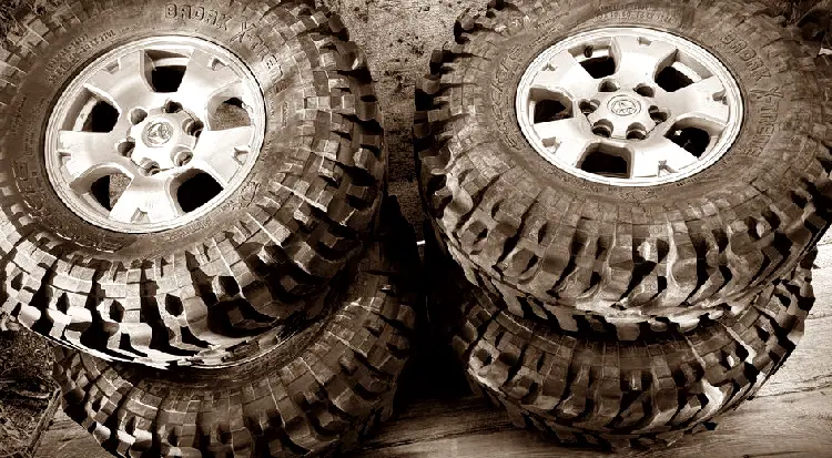 35x10.50r16